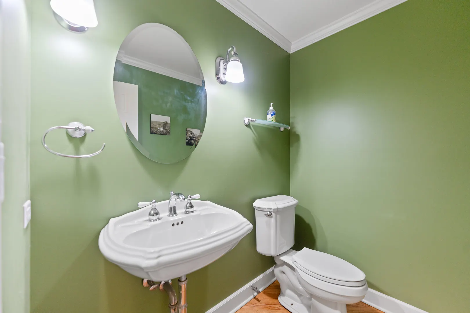 23W620 Walnut Street IL