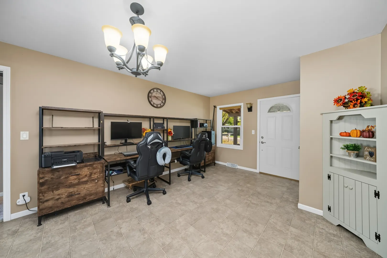 120 Cook Court IL