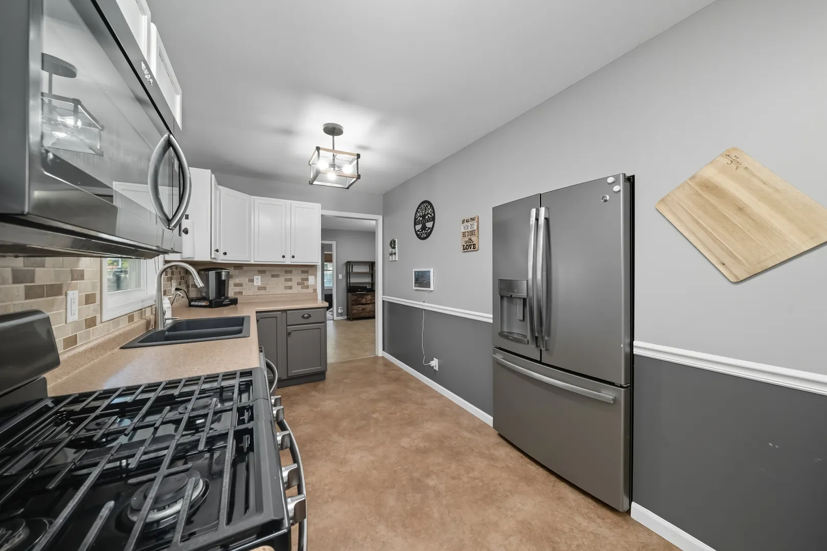 120 Cook Court IL