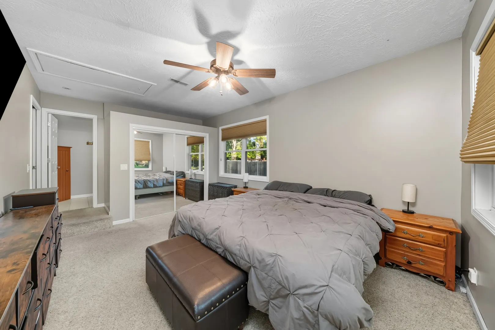 120 Cook Court IL