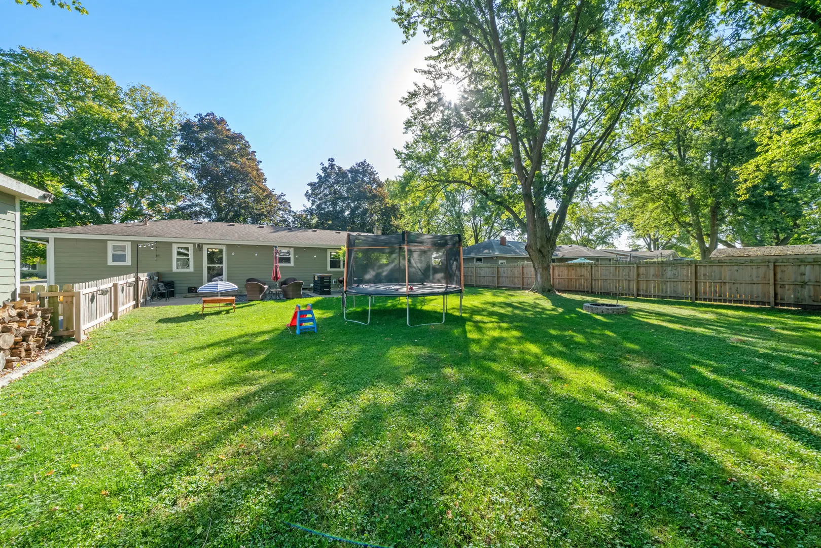 120 Cook Court IL
