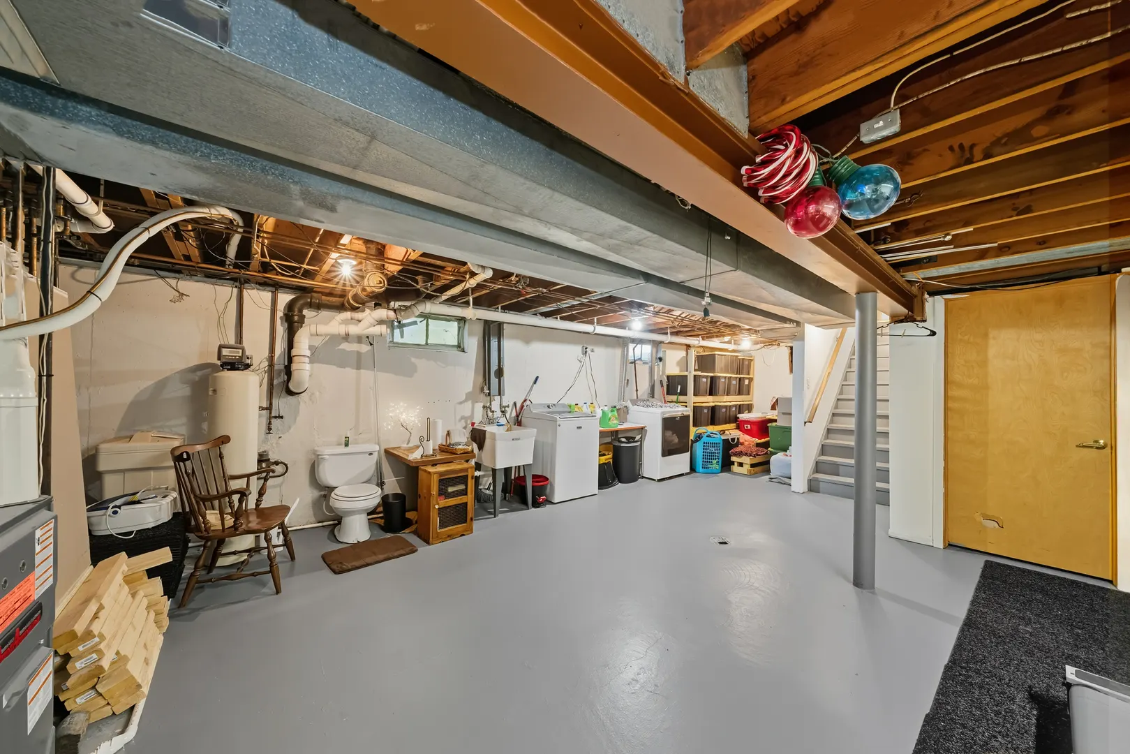 120 Cook Court IL