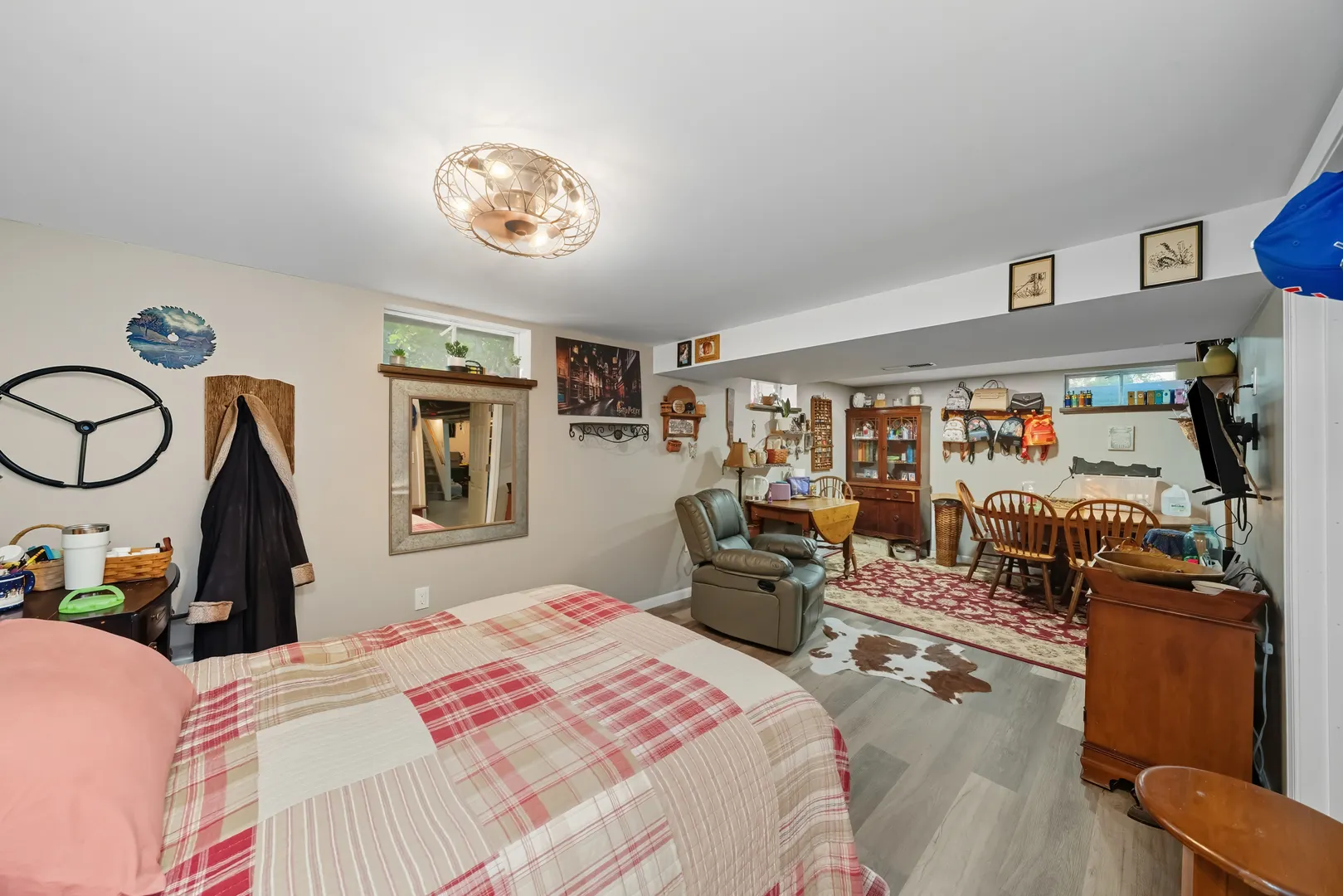 120 Cook Court IL