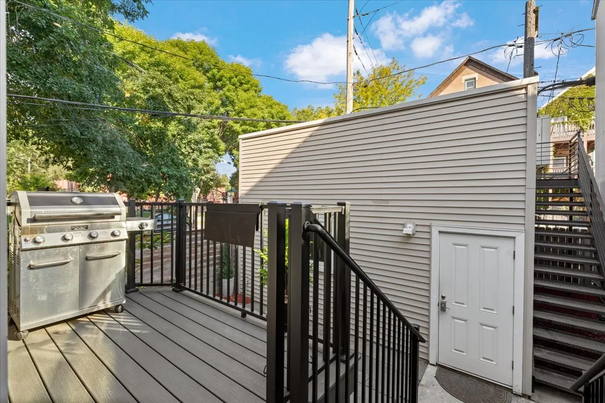 1036 W 20th Place IL