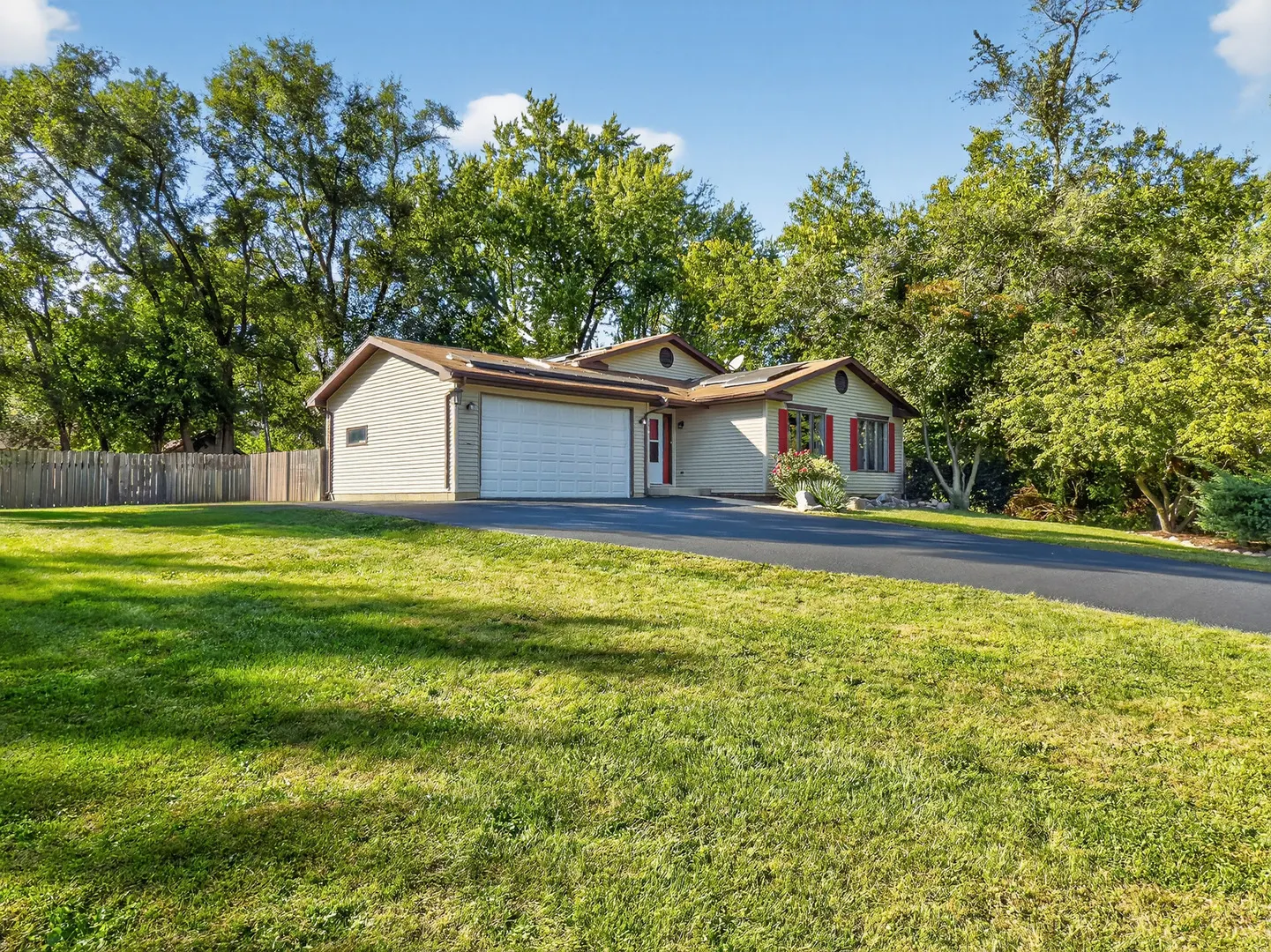 2501 S Birchwood Avenue IL