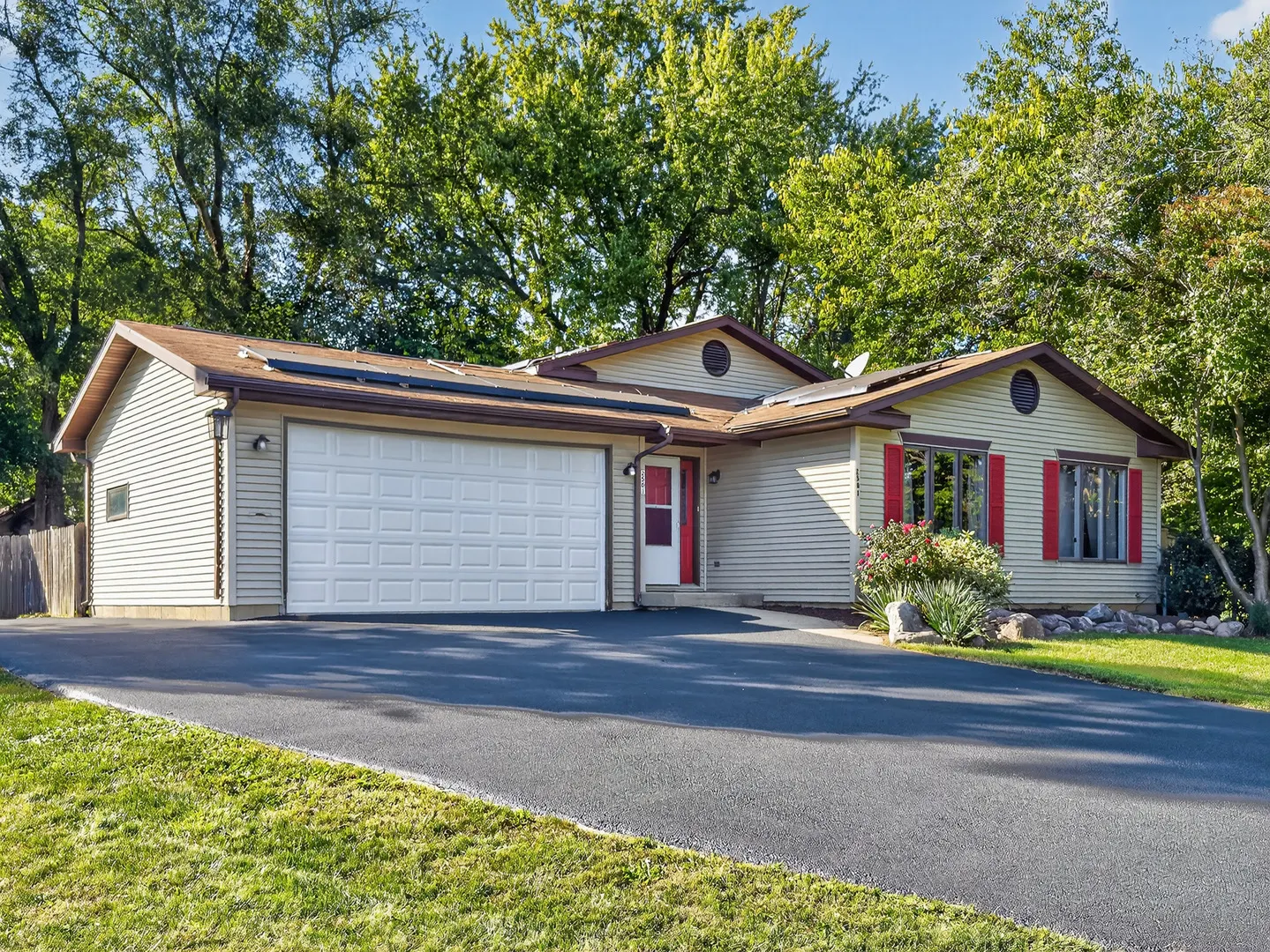 2501 S Birchwood Avenue IL