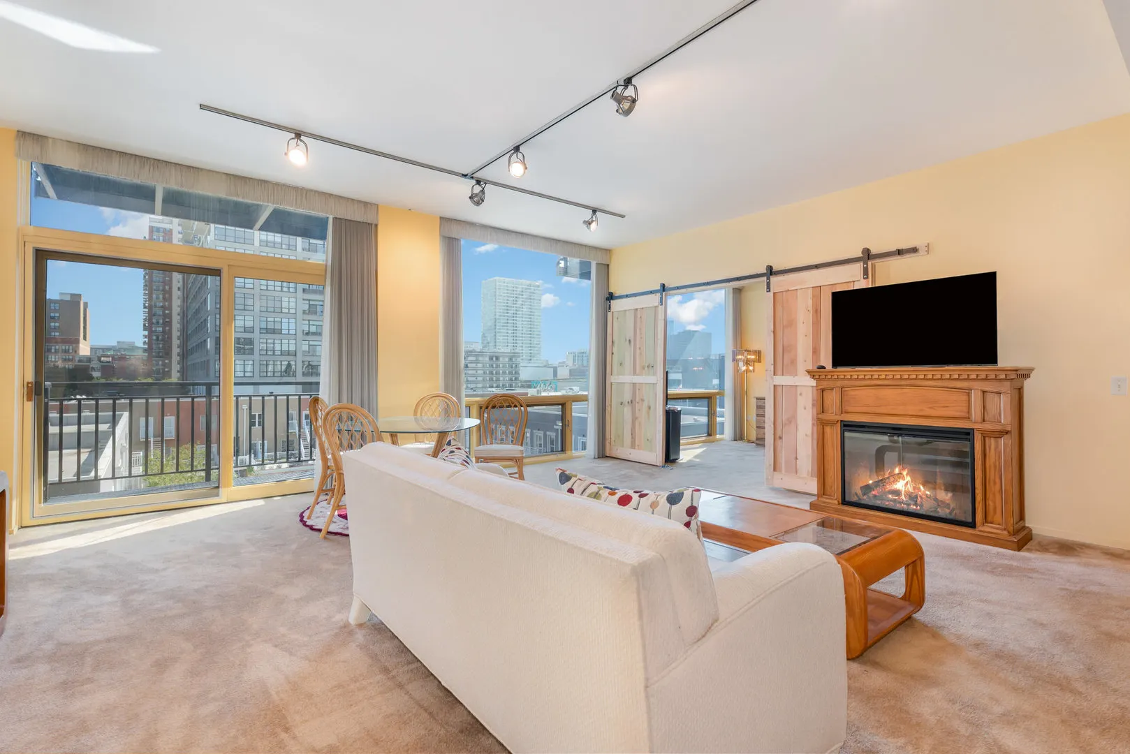 61 W 15th Street 503 IL