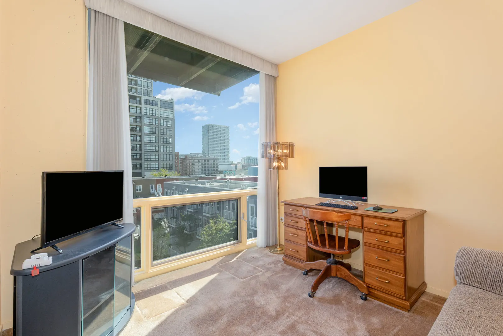 61 W 15th Street 503 IL