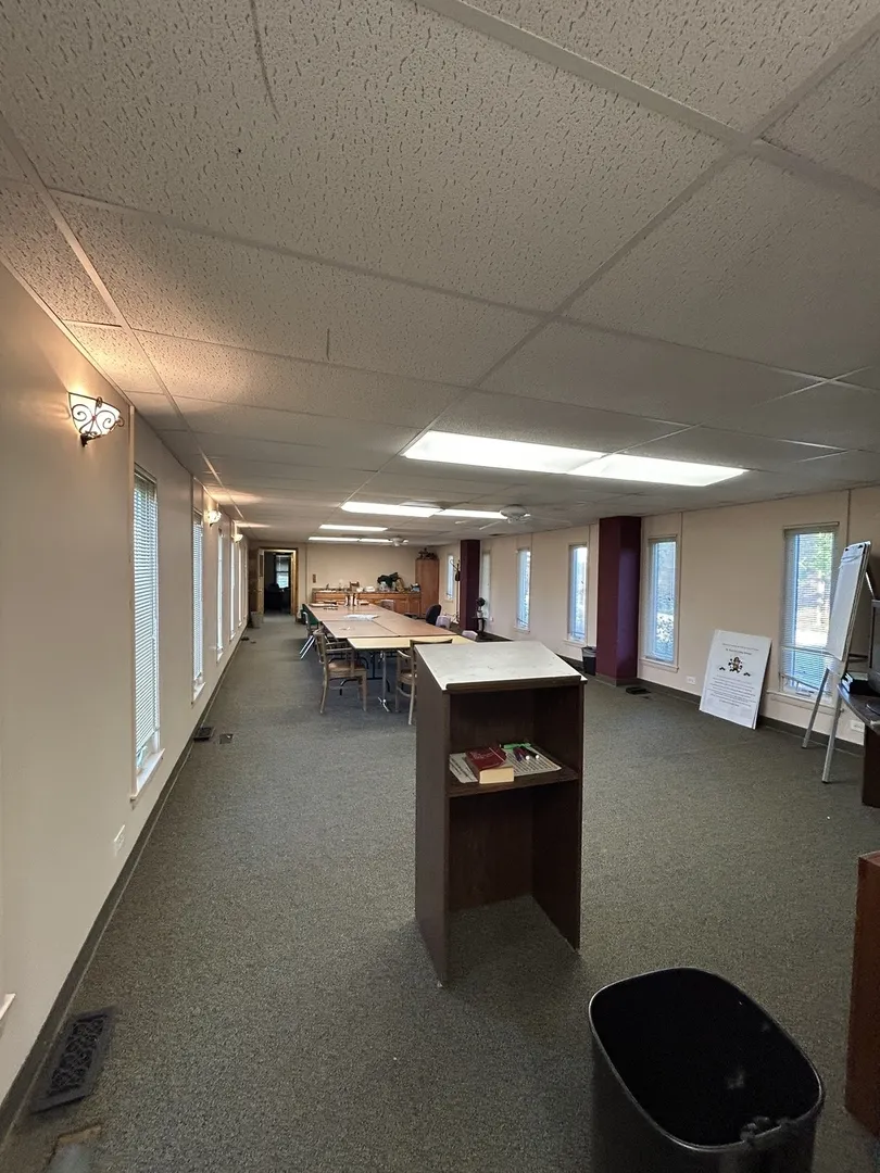 4101 Saint Lawrence Avenue IL
