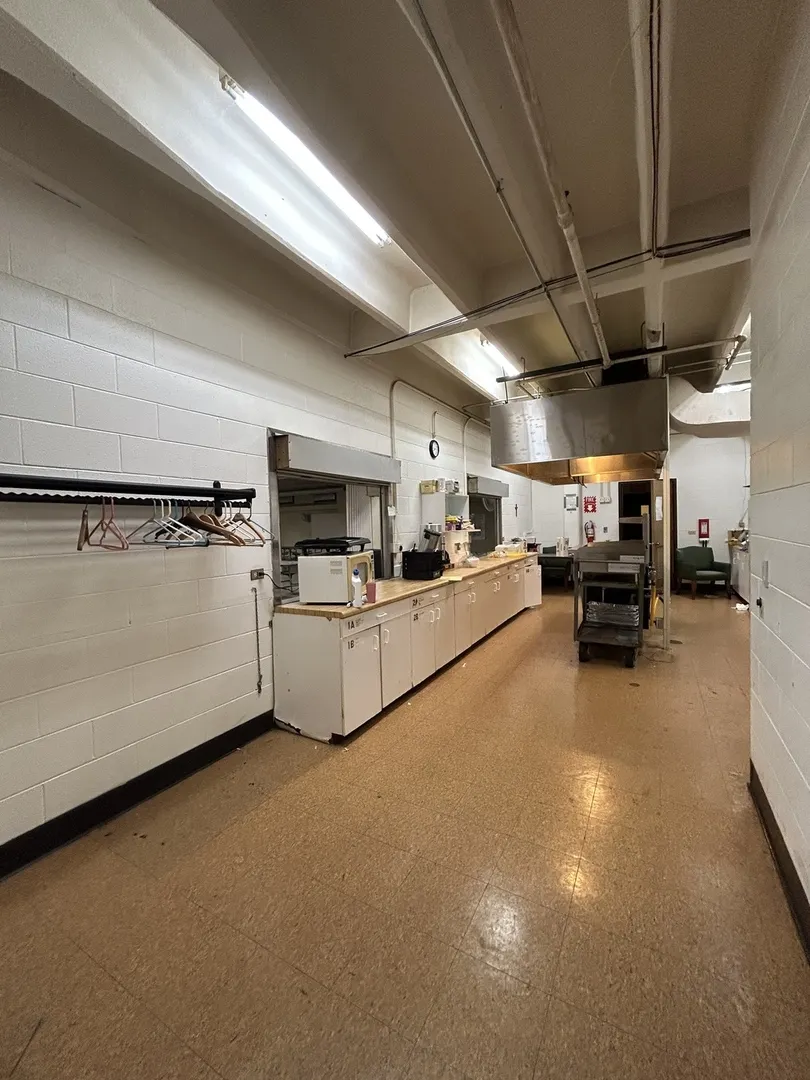 4101 Saint Lawrence Avenue IL