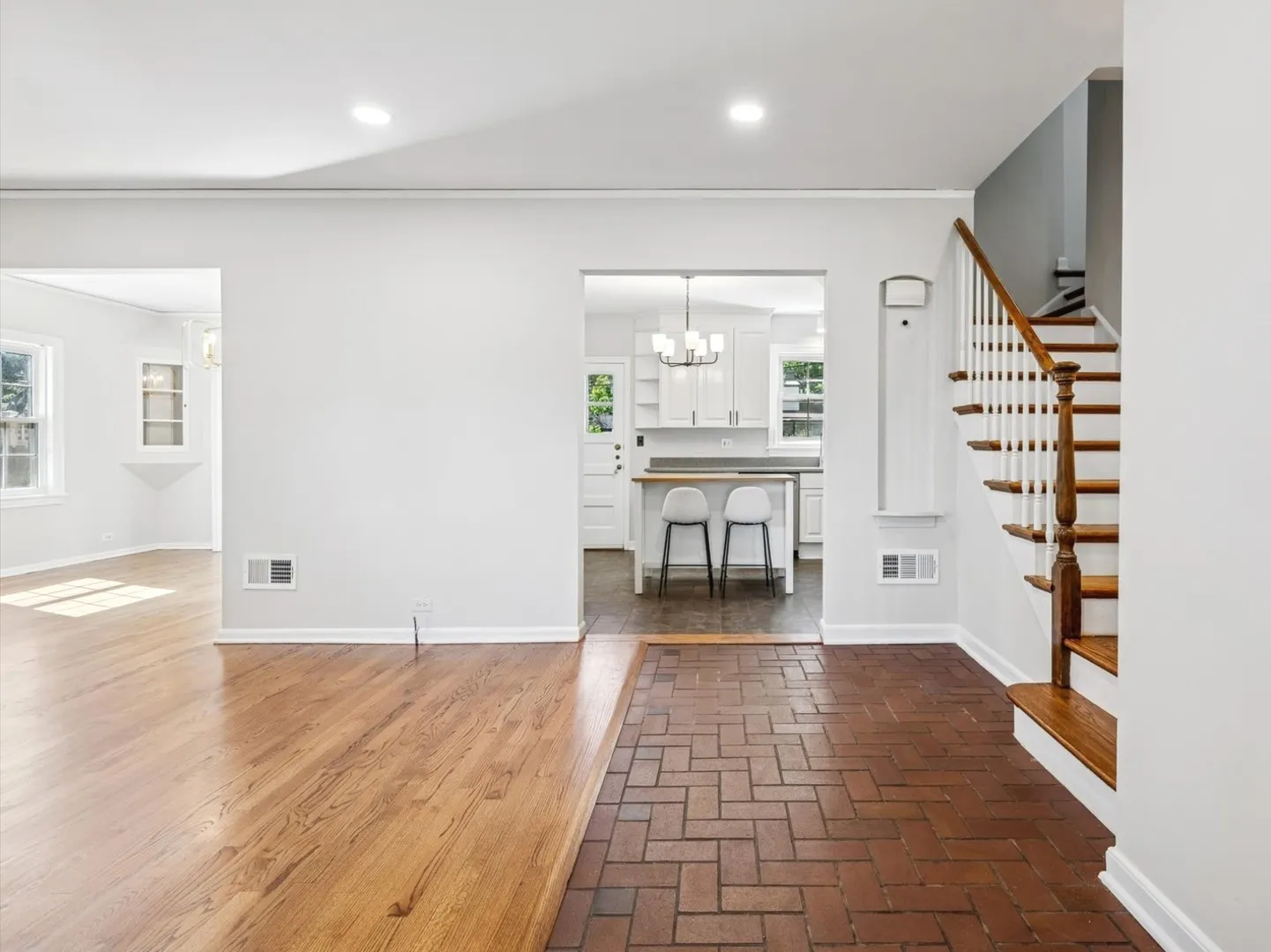 839 Chilton Lane IL