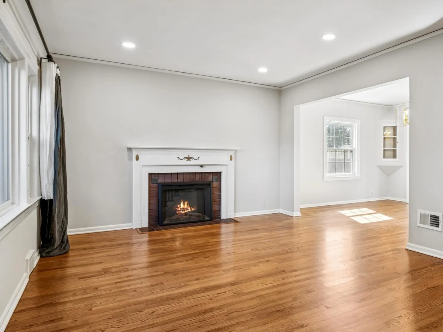 839 Chilton Lane IL