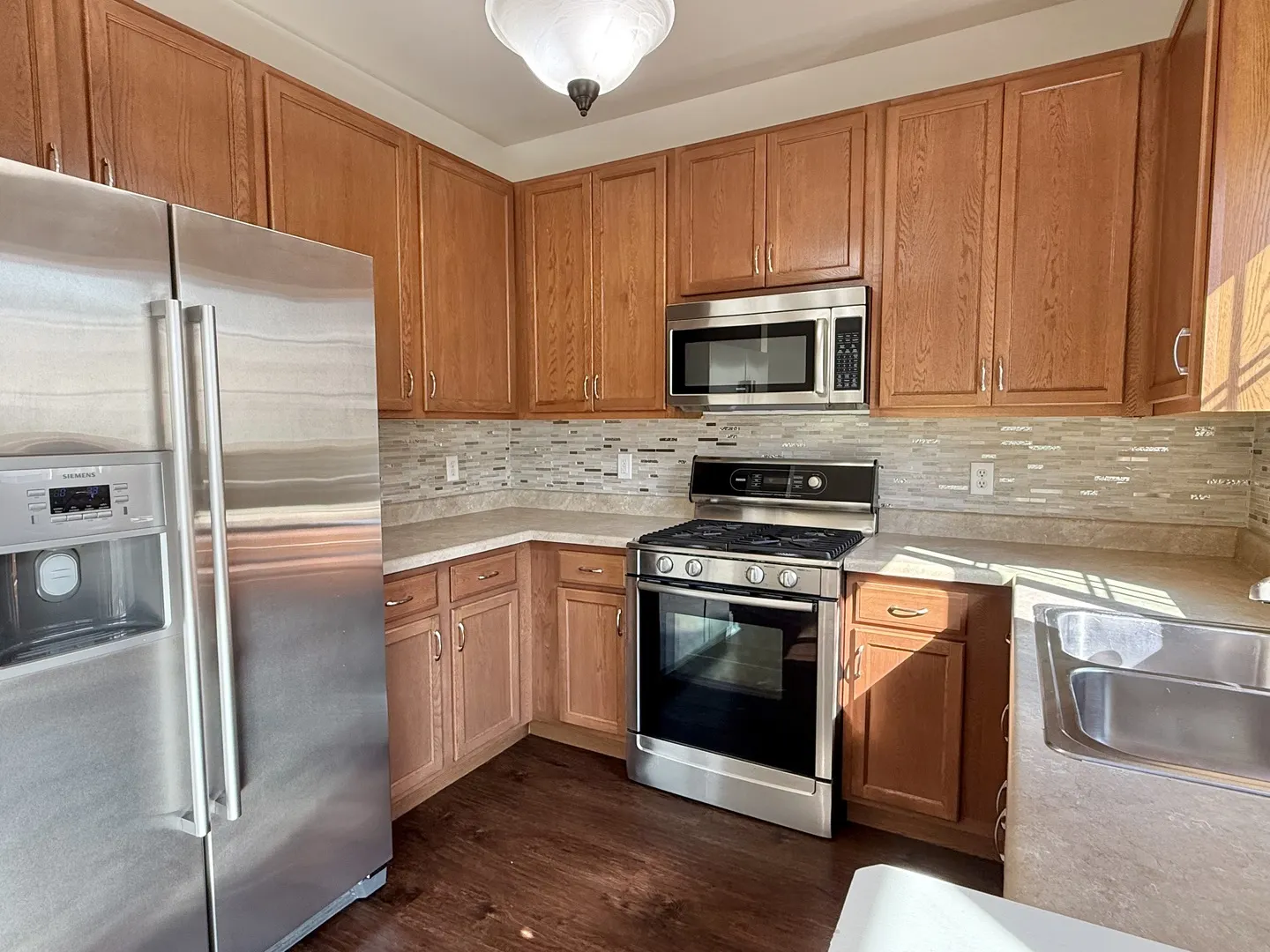 1392 Carolyn Court IL