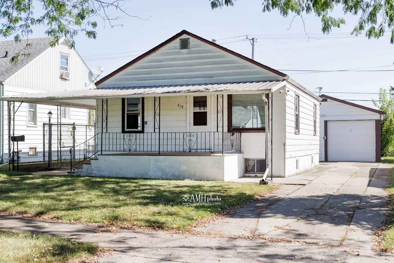 618 N 9th Avenue IL