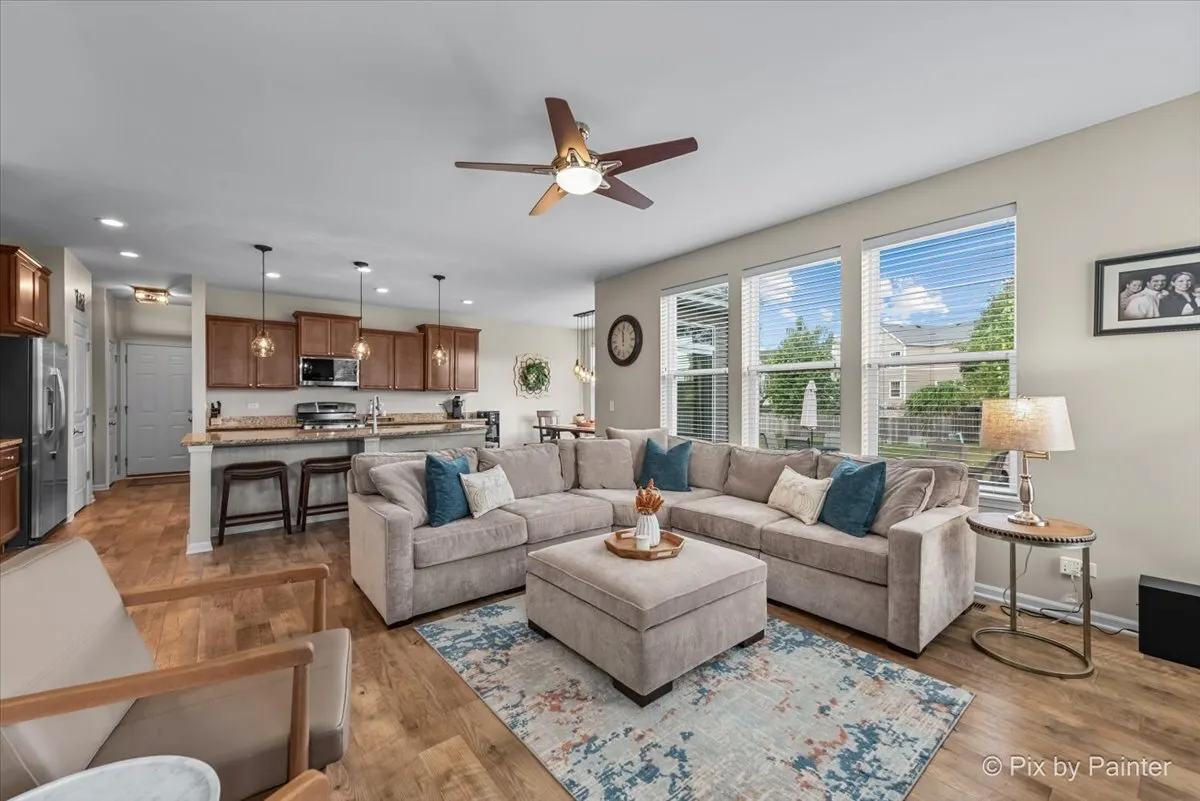 12484 Carver Lane IL