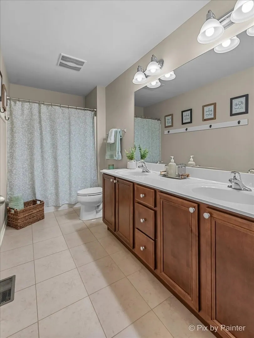 12484 Carver Lane IL