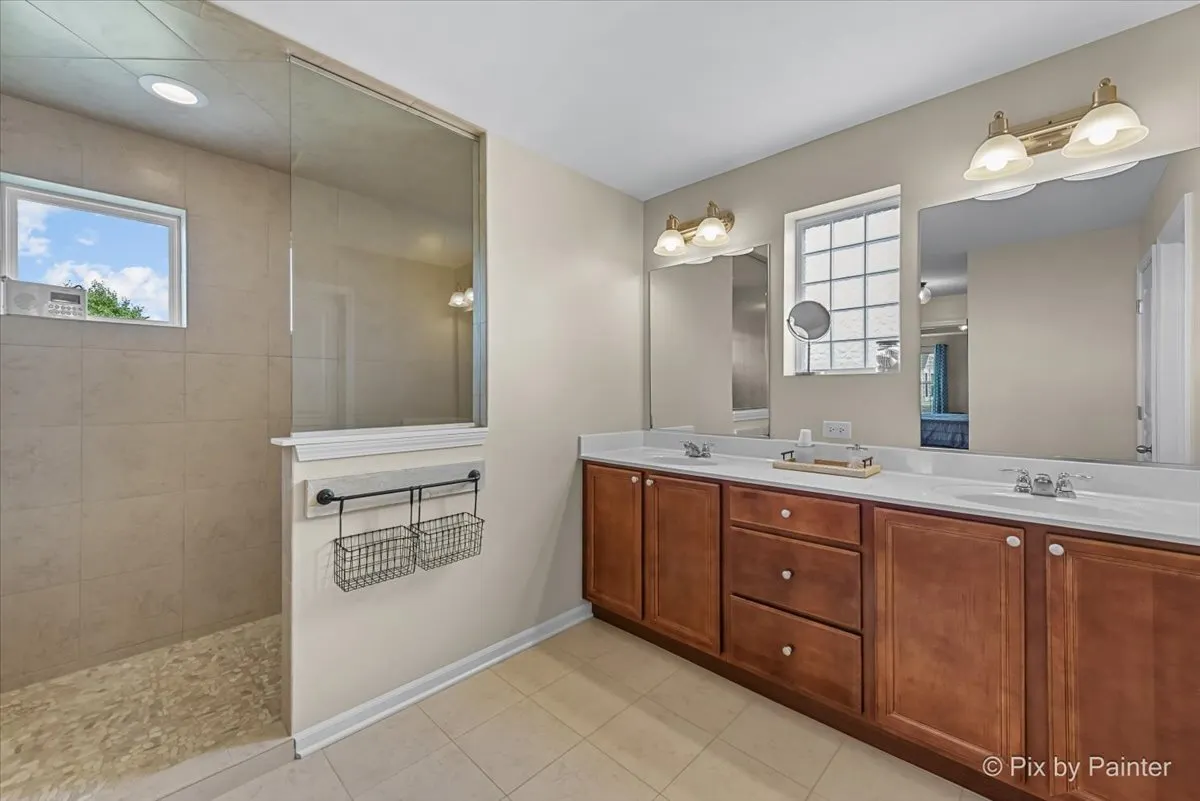 12484 Carver Lane IL