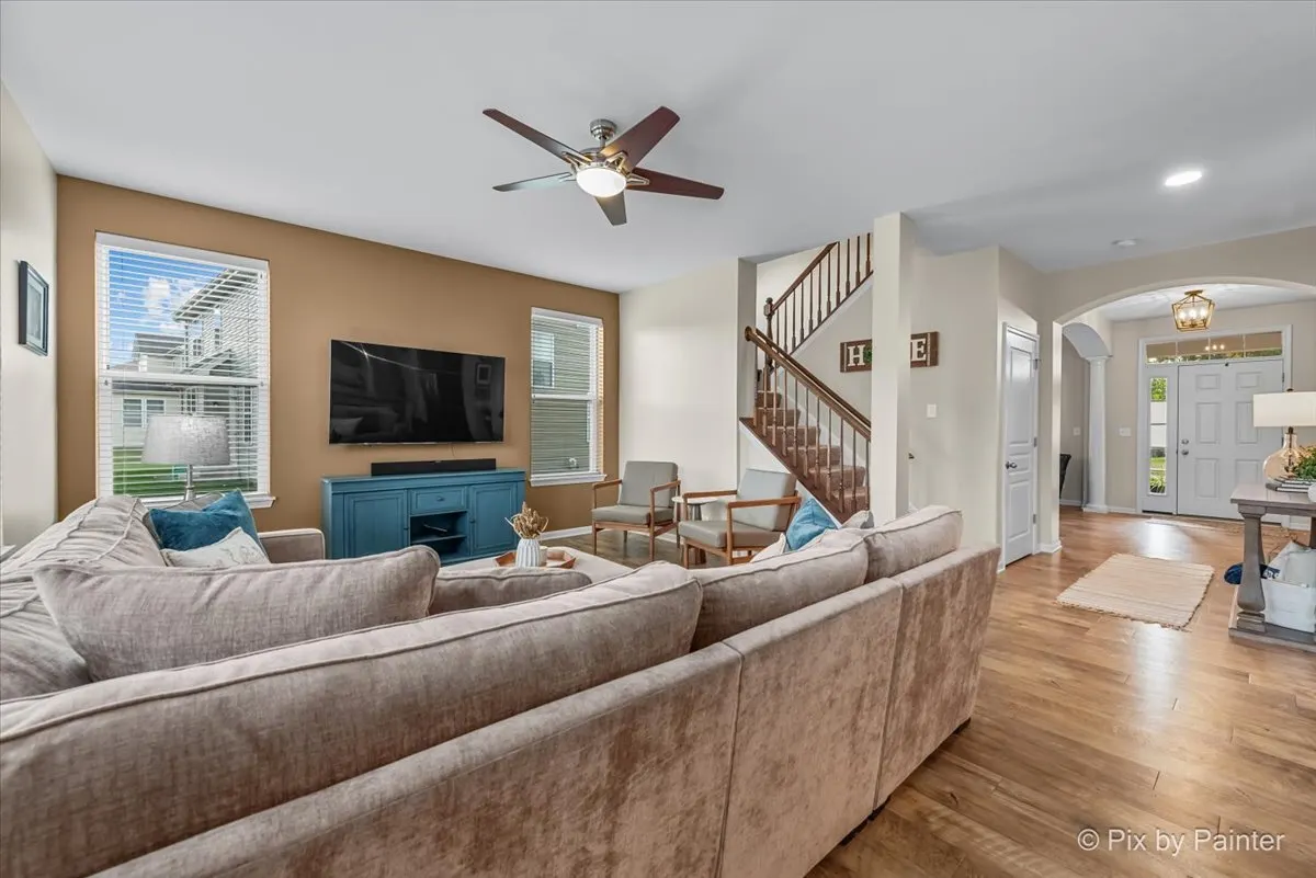 12484 Carver Lane IL