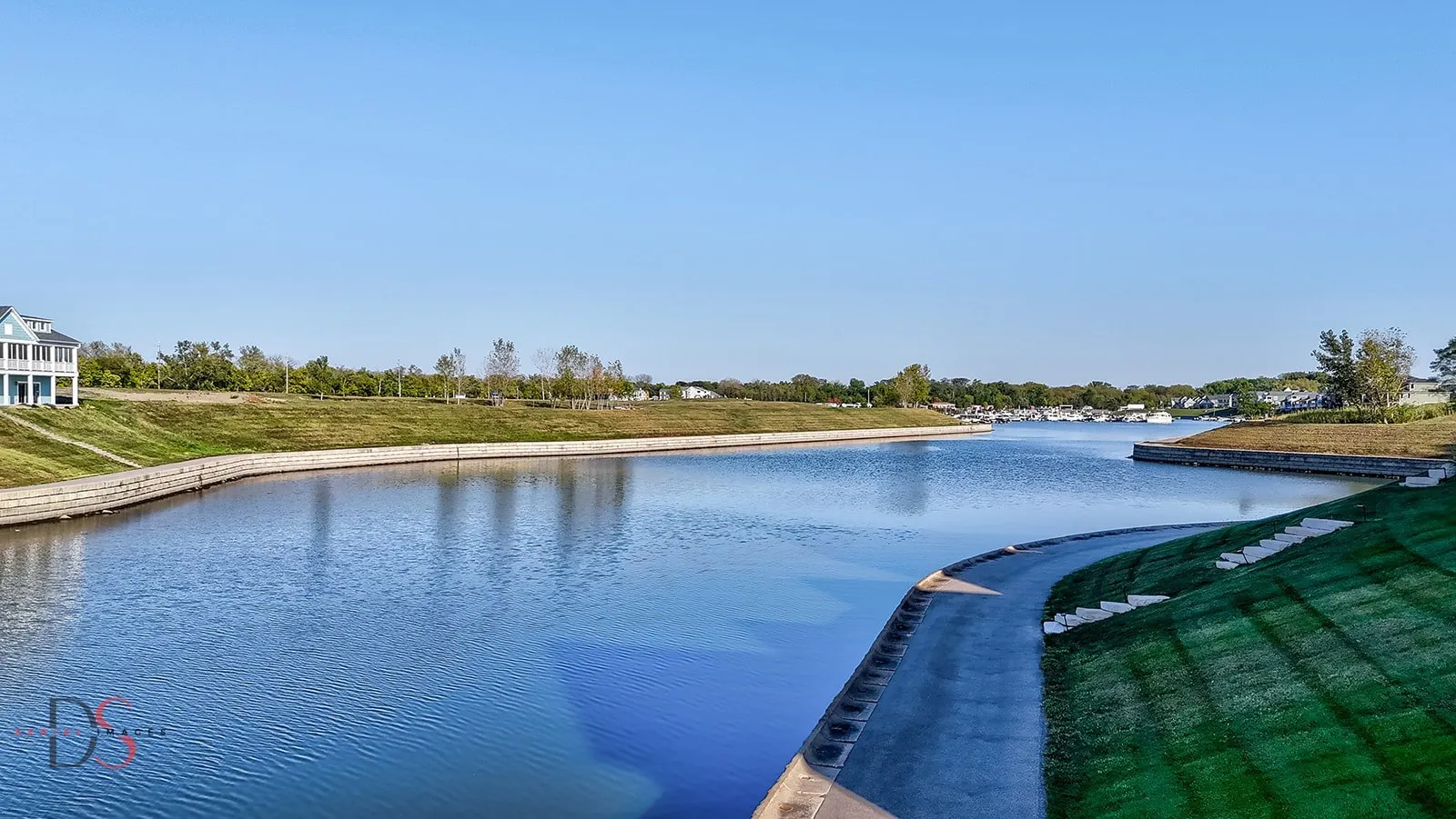 40 Waterside Way IL