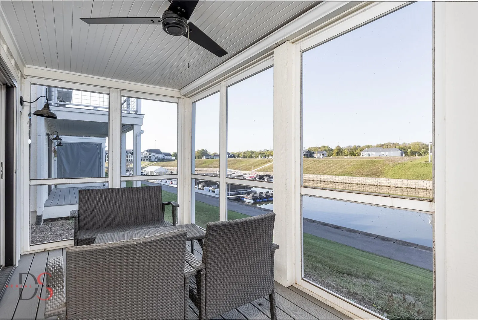 40 Waterside Way IL