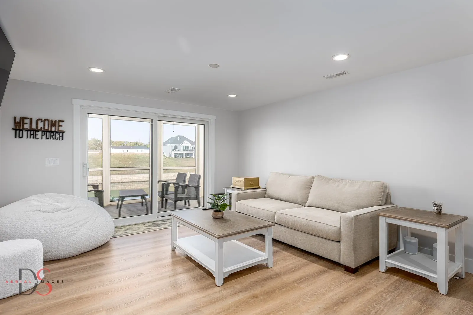 40 Waterside Way IL