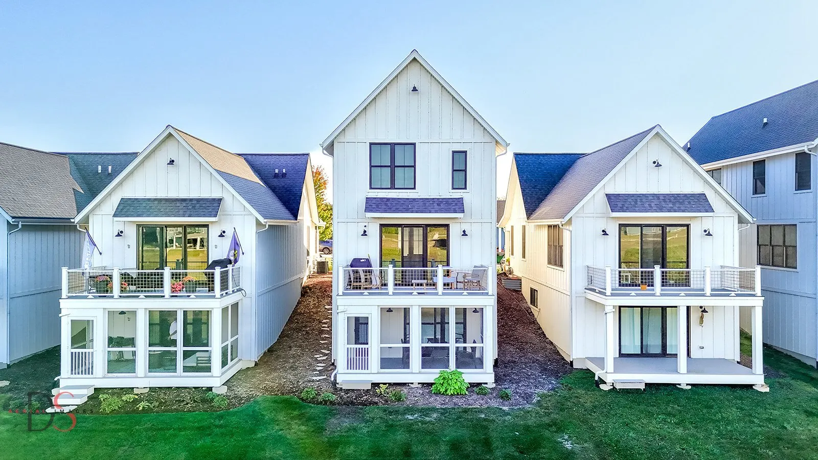 40 Waterside Way IL