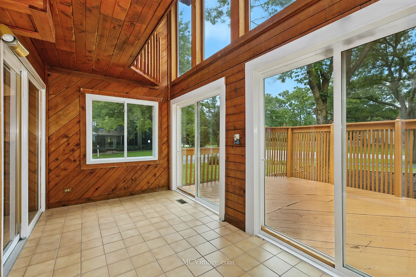 2101 Babst Court IL