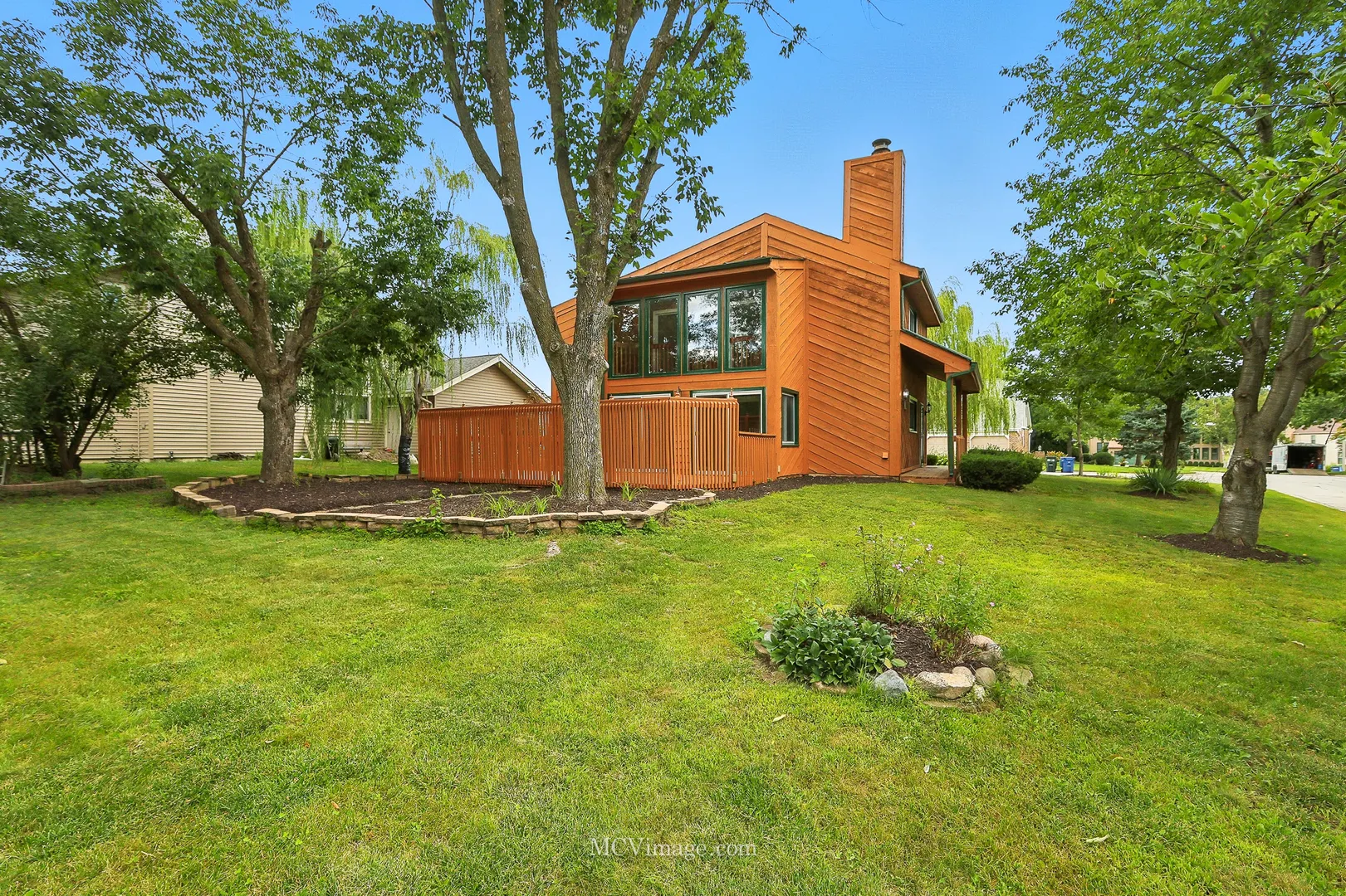 2101 Babst Court IL
