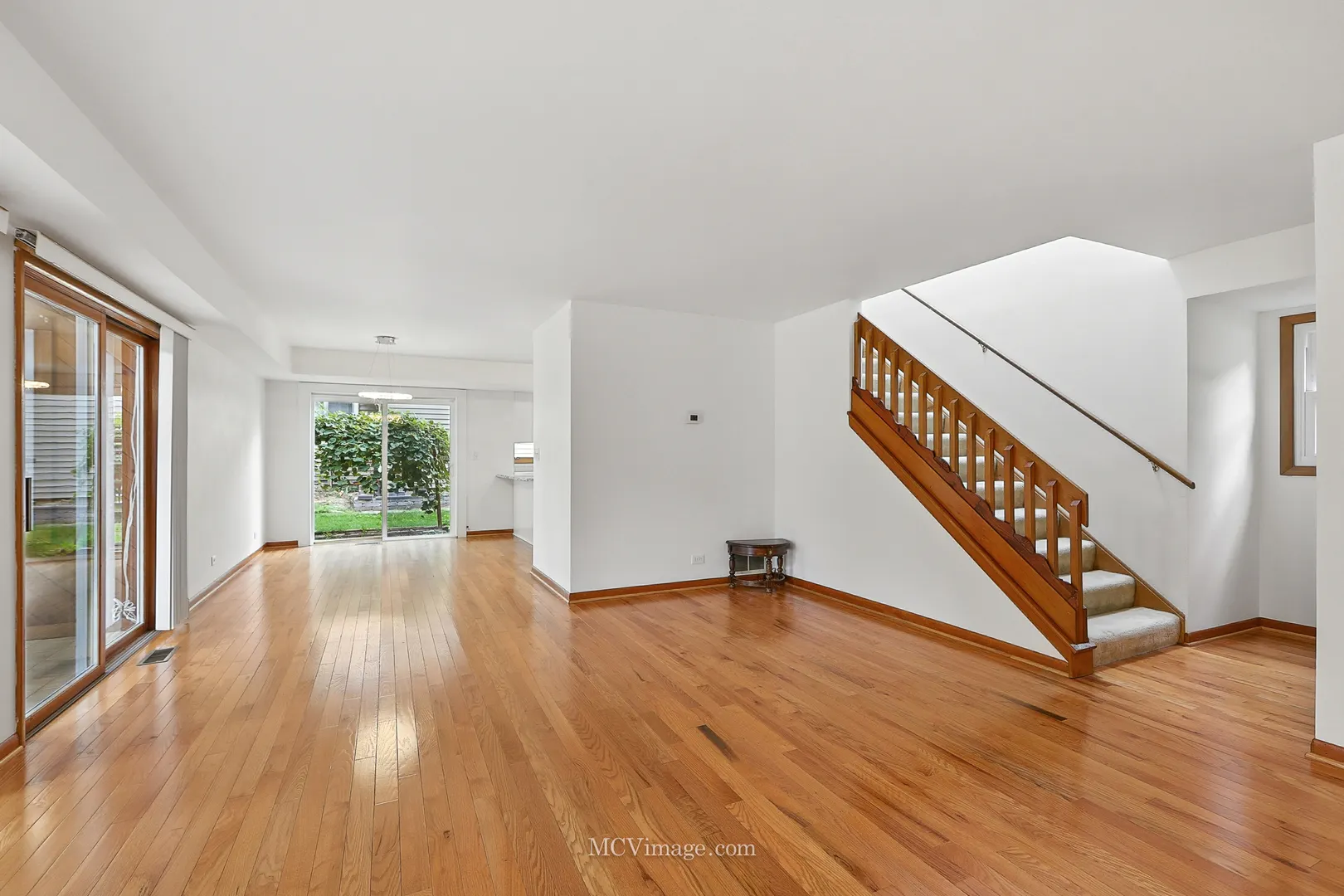 2101 Babst Court IL