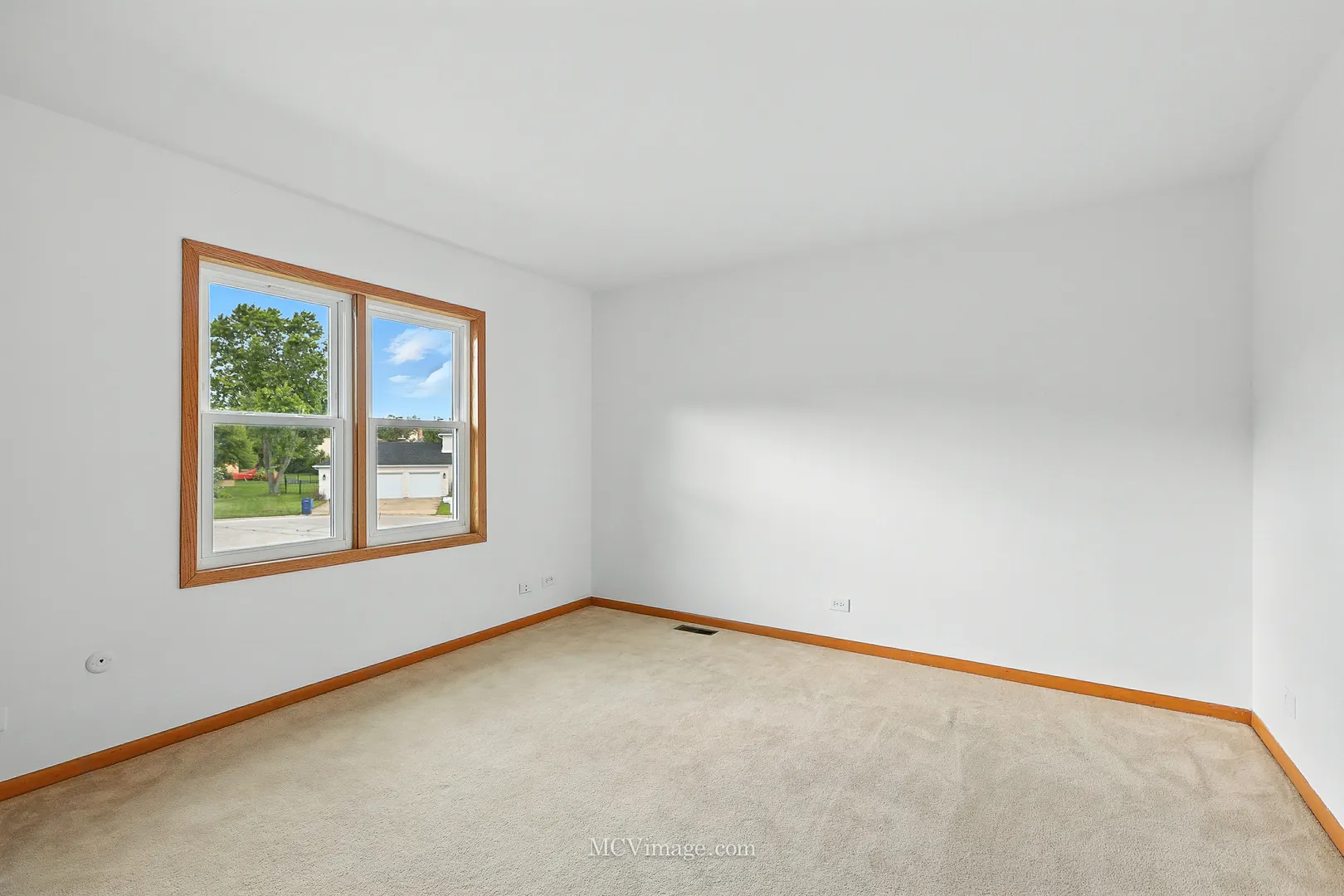 2101 Babst Court IL