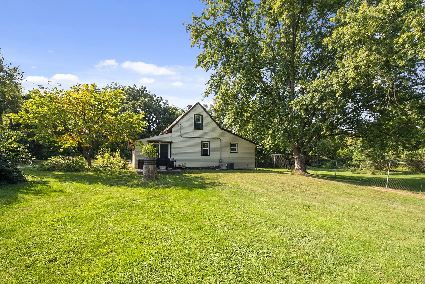 331 Old Hickory Road IL