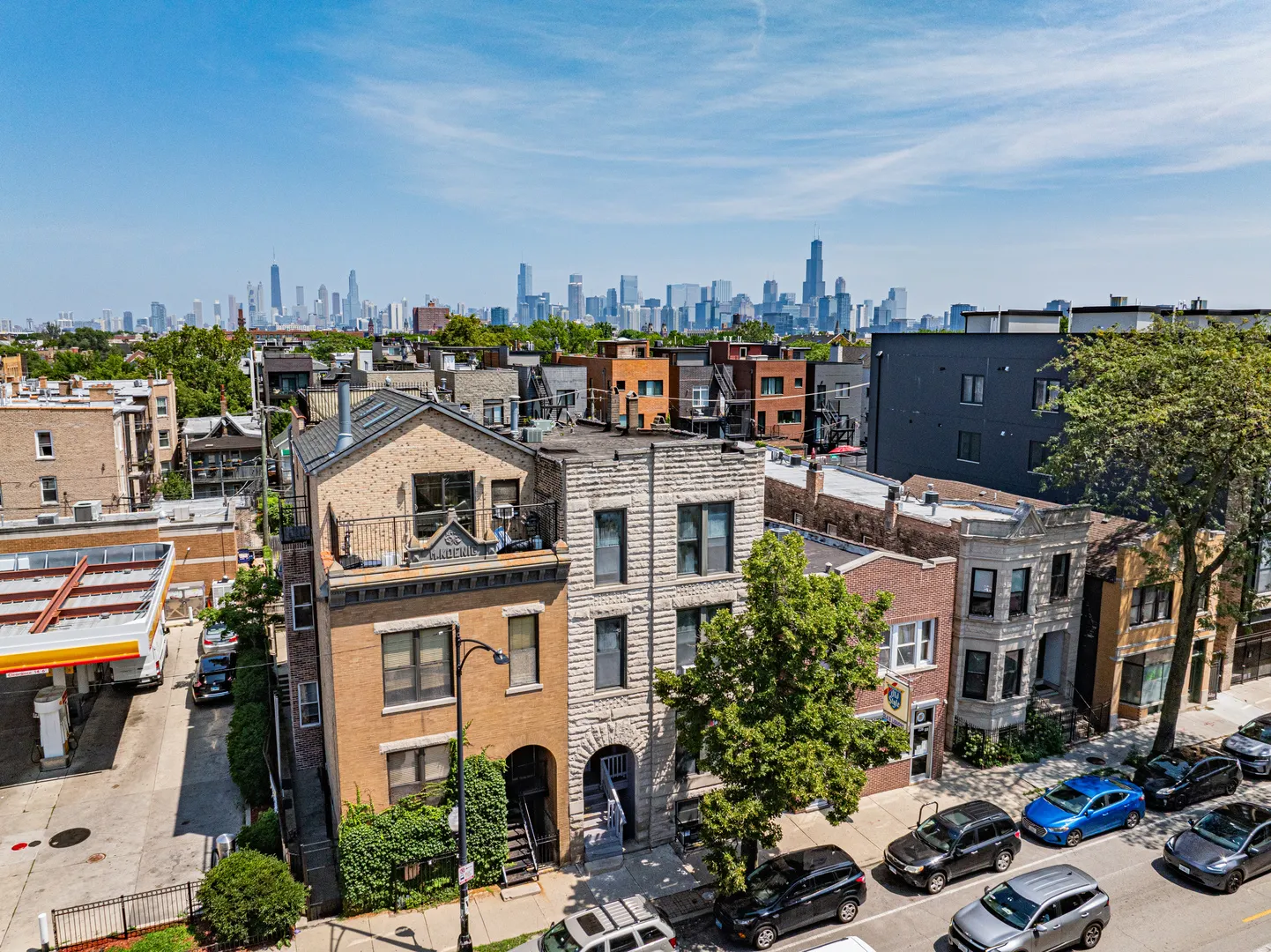 949 N Damen Avenue IL