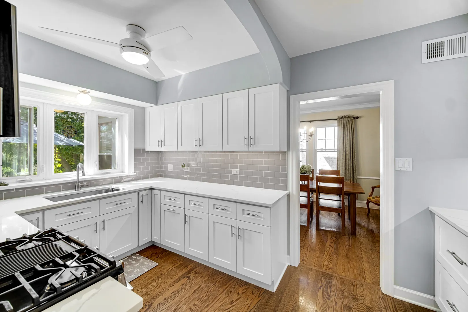 2335 W 107th Street IL