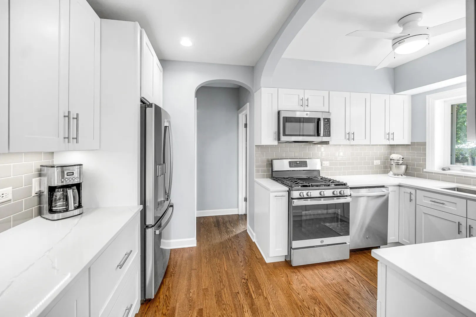2335 W 107th Street IL