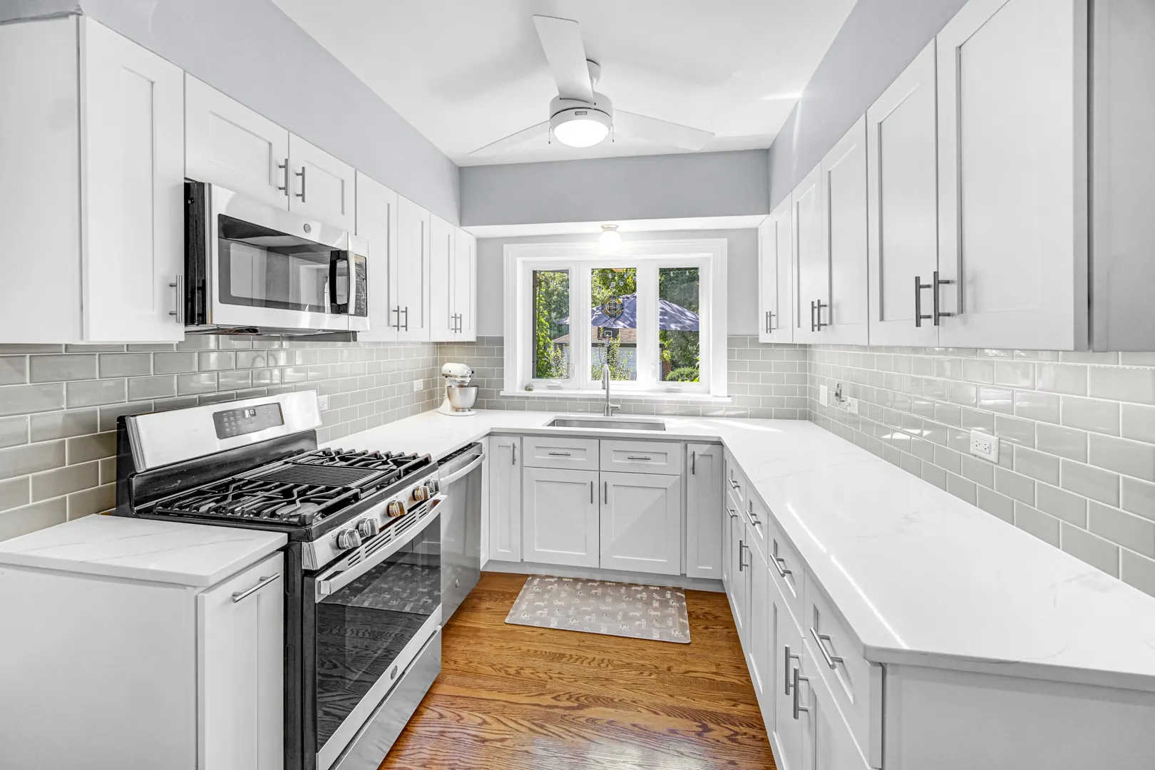 2335 W 107th Street IL