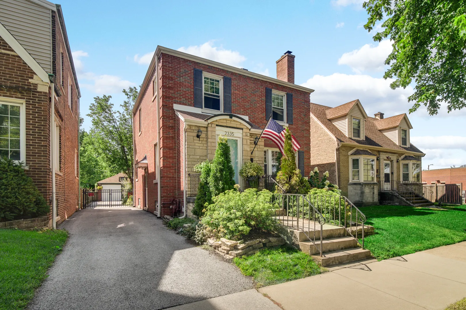 2335 W 107th Street IL