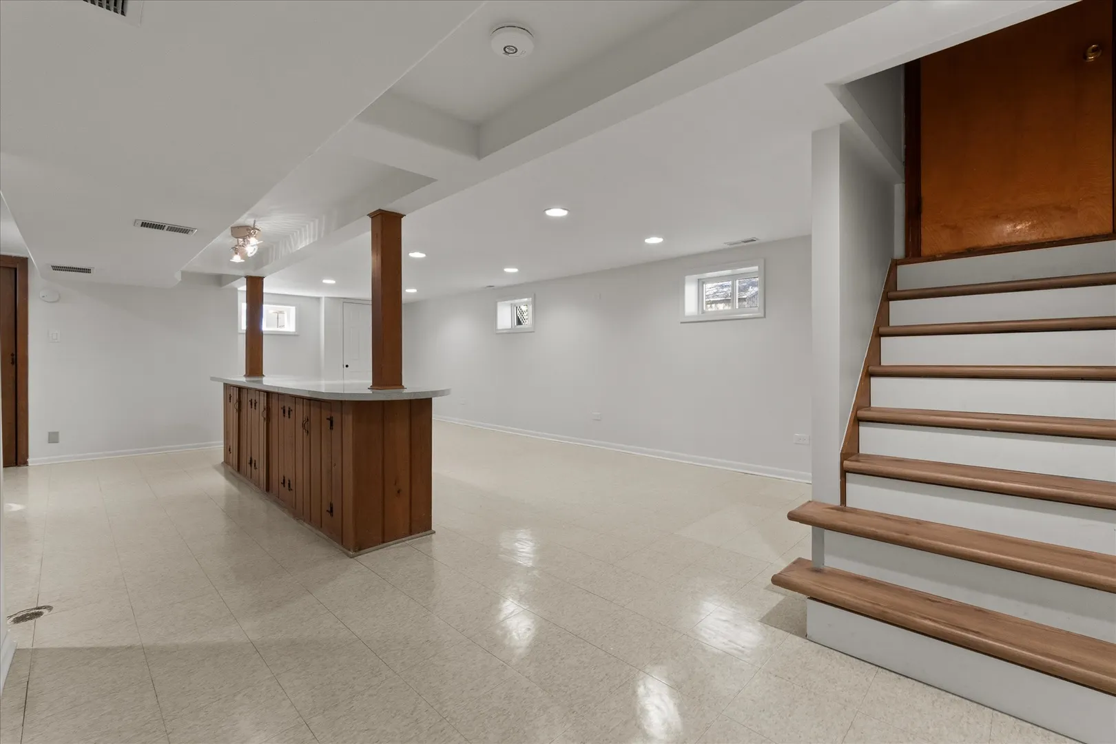 12200 Highland Avenue IL