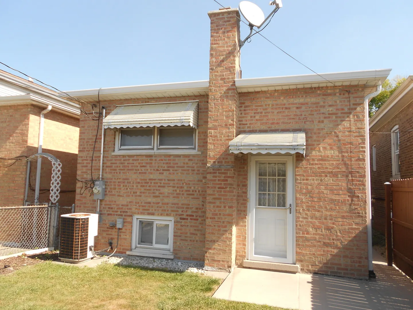 5820 S Rutherford Avenue IL