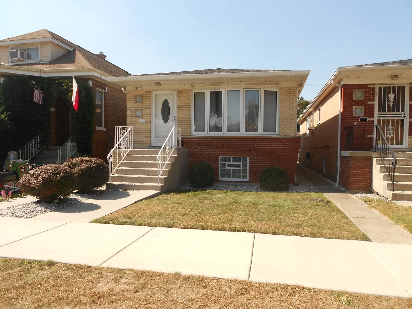 5820 S Rutherford Avenue IL