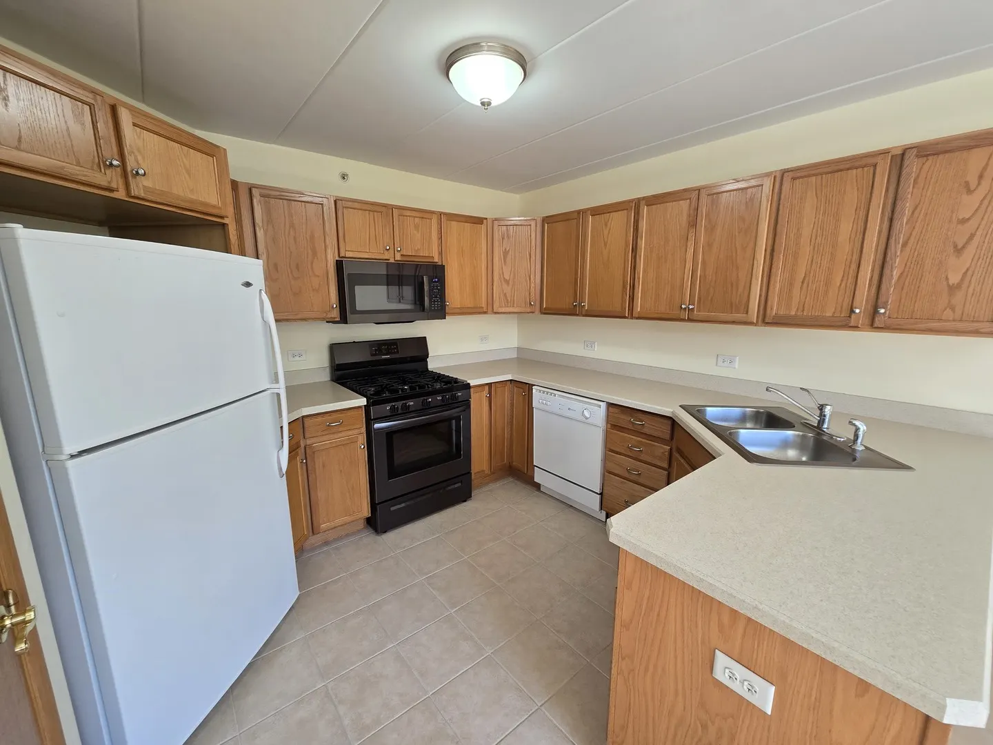 6860 Winding Trail 204 IL