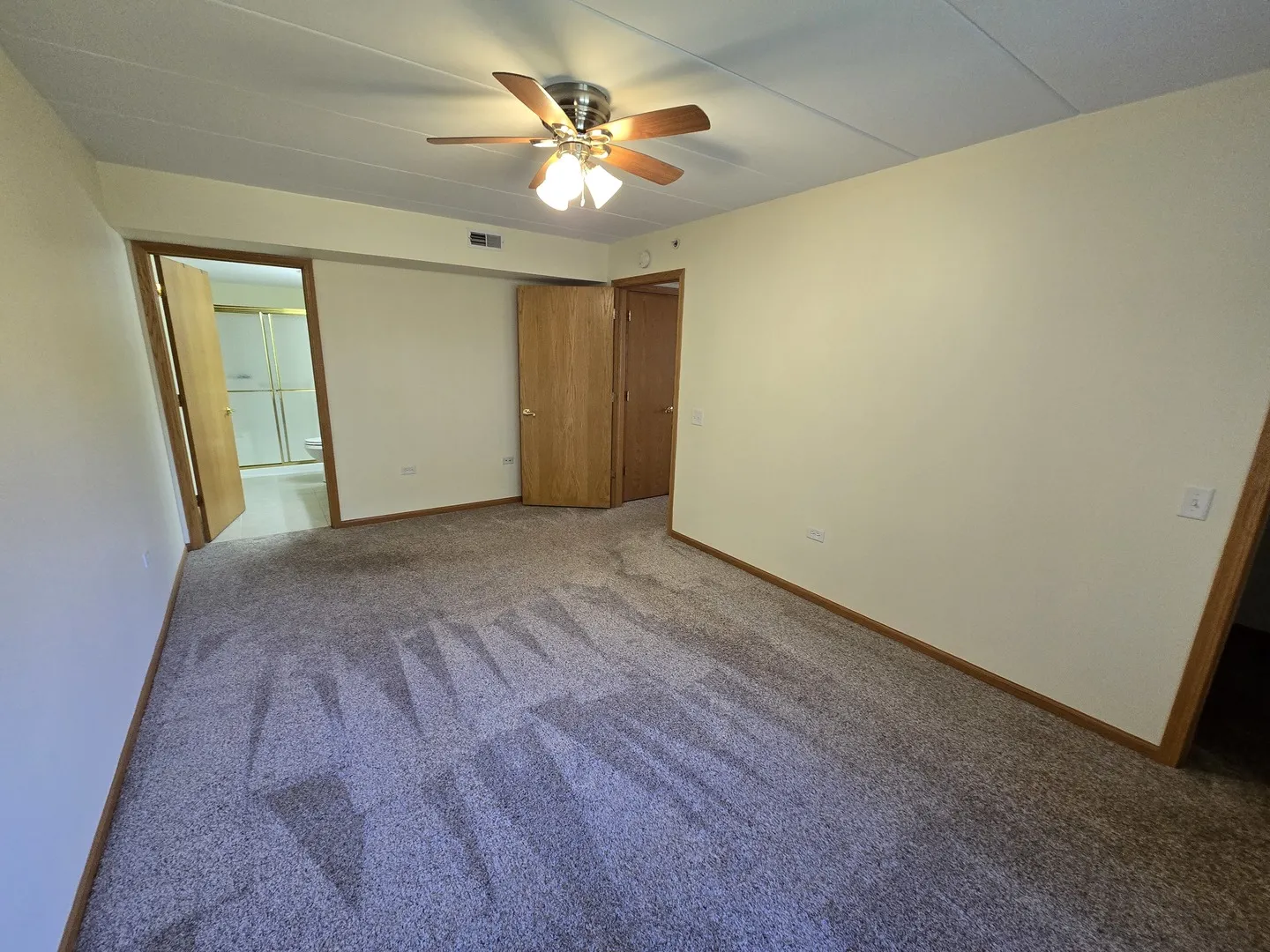 6860 Winding Trail 204 IL