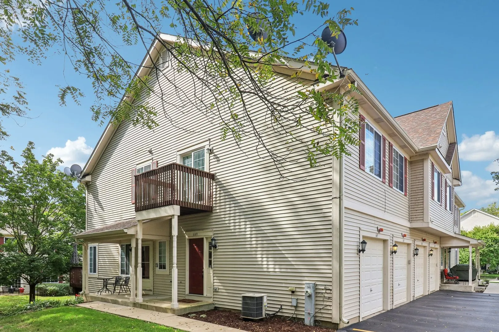 649 Windsor Drive 3D IL