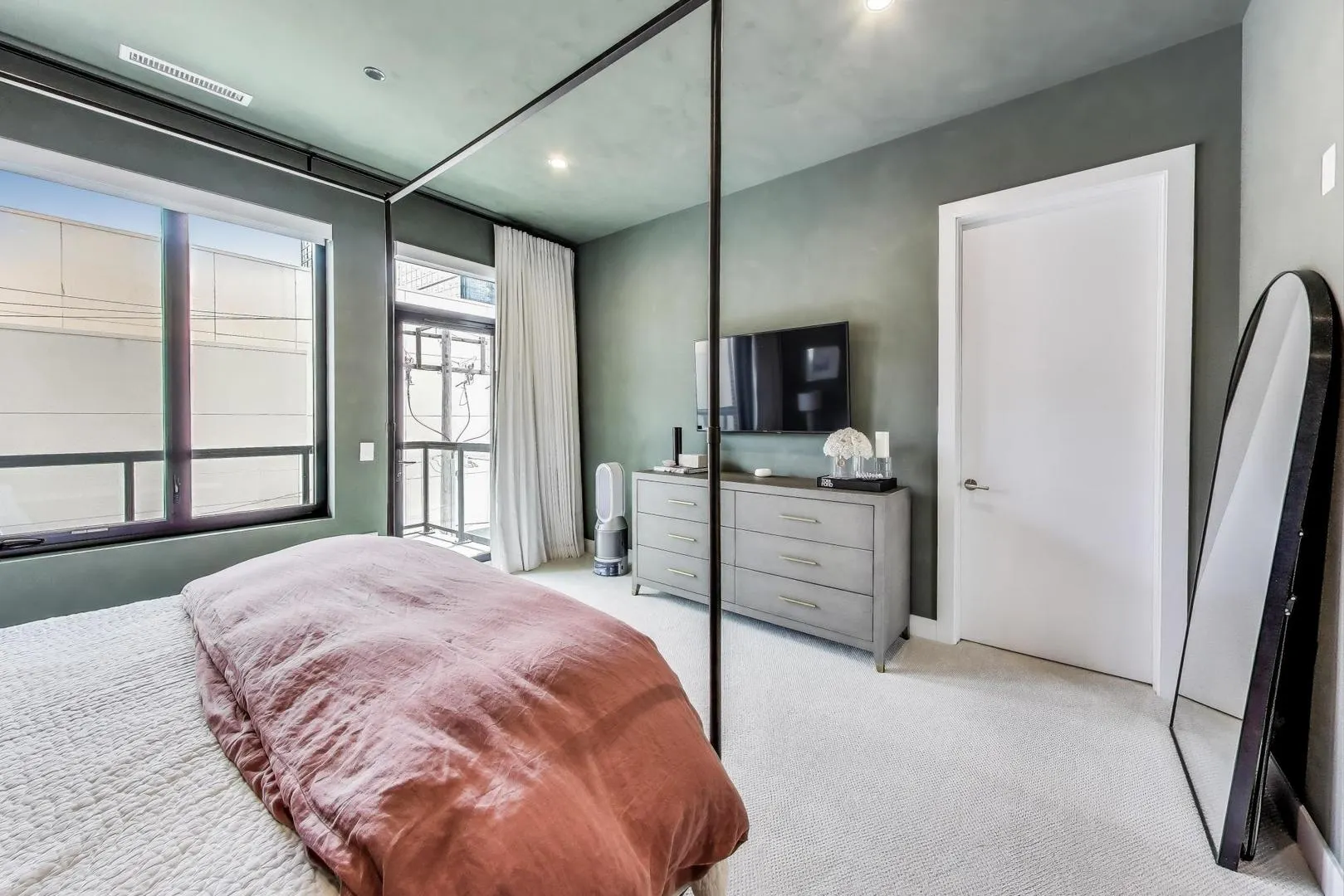 323 S Racine Avenue 3D IL