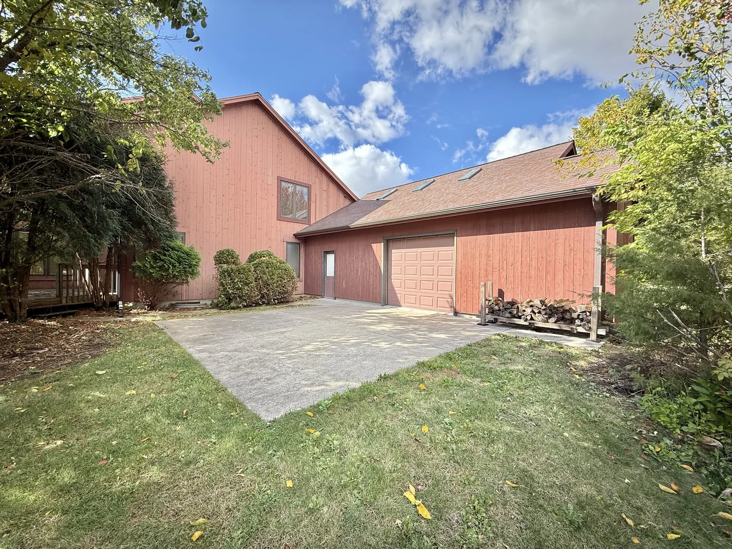 5449 S Branch Court IL