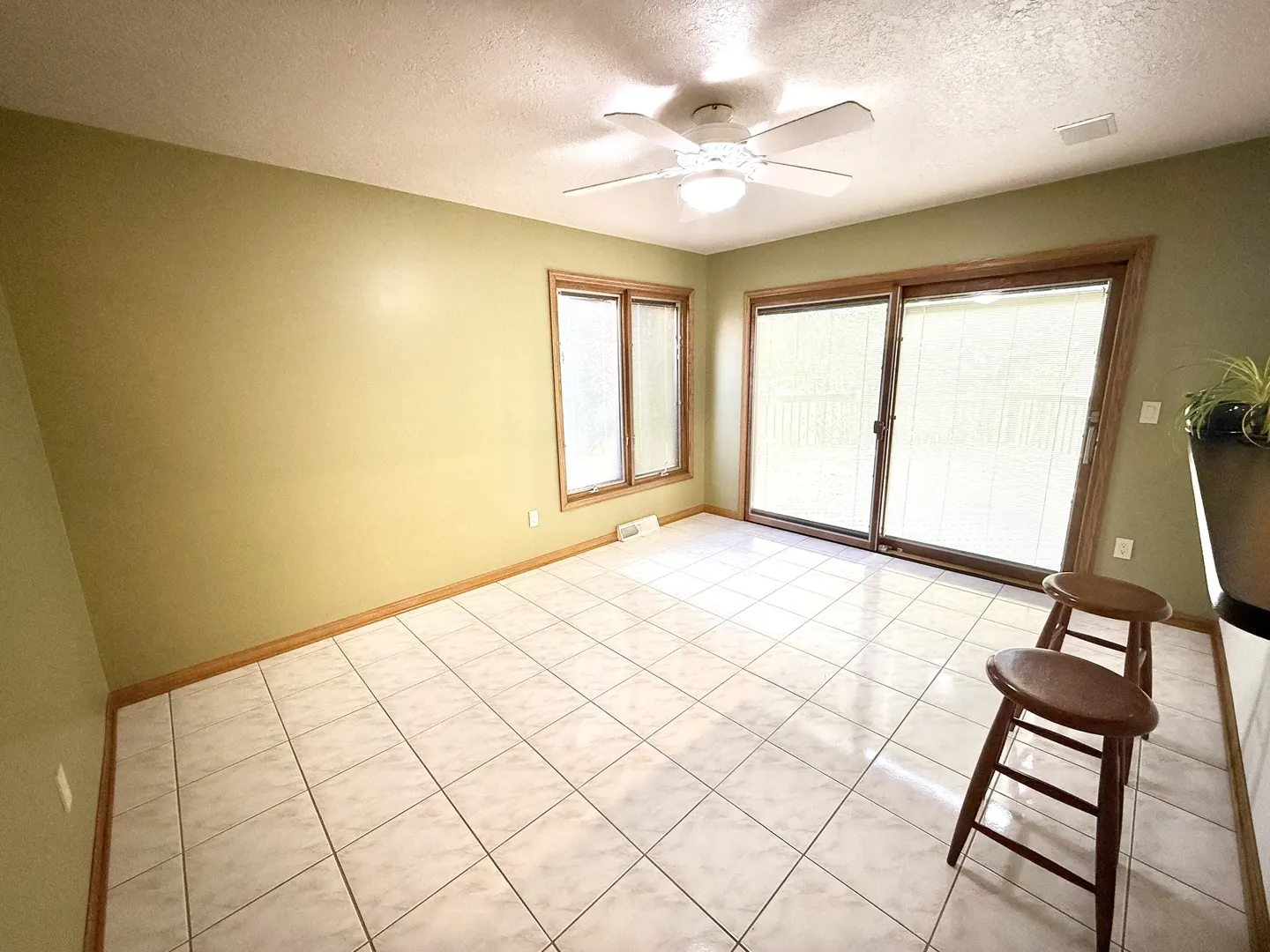5449 S Branch Court IL