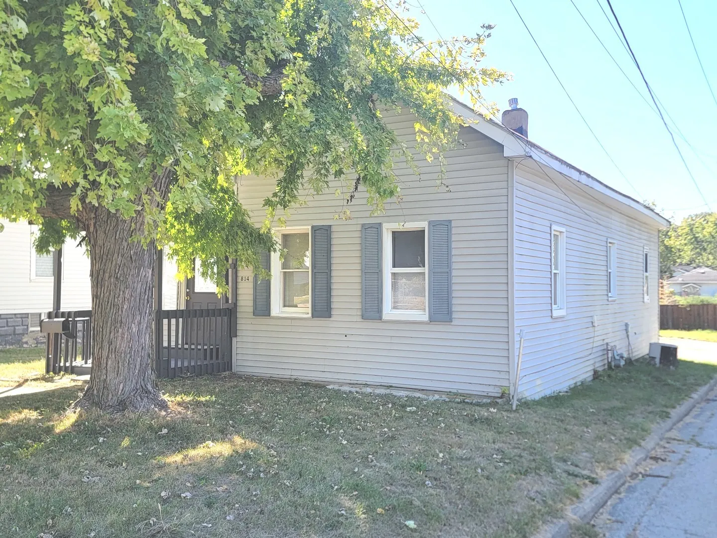 814 W Olive Street IL