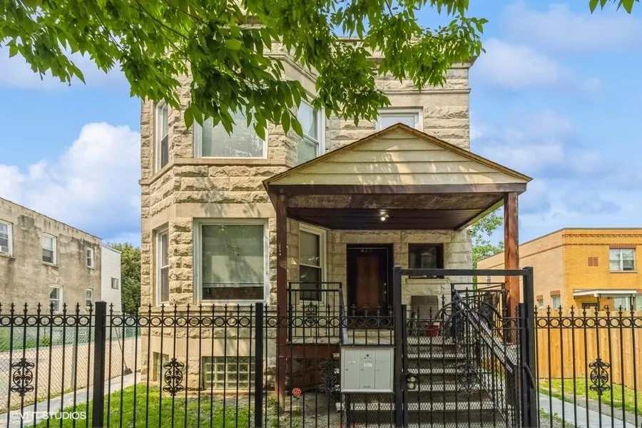 620 N Kedzie Avenue IL