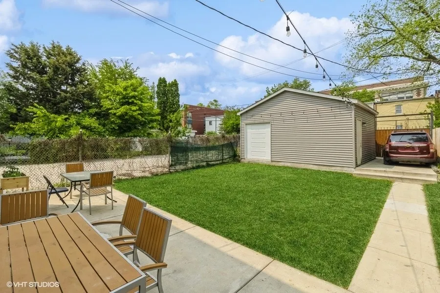 620 N Kedzie Avenue IL