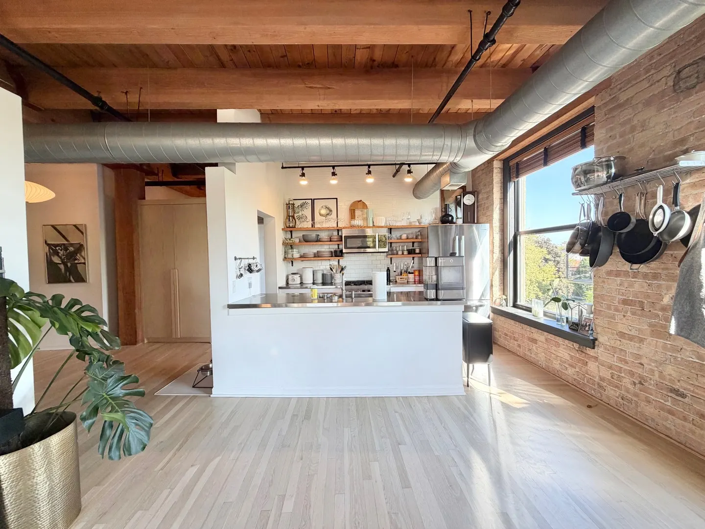 2511 W Moffat Street 309H IL