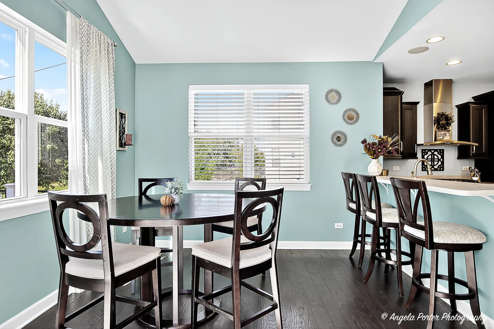 2085 Walnut Glen Boulevard IL